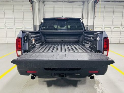 New 2026 Honda Ridgeline Black Edition image 12