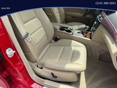 Used 2014 Mercedes-Benz C 250 Sedan image 16