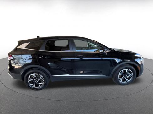 Used 2025 Kia Sportage LX image 22