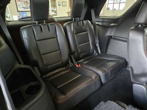 Used 2018 Ford Explorer Sport w/ Equipment Group 401A AWD/4WD image 29