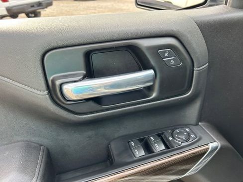 Used 2021 Chevrolet Silverado 1500 LT Trail Boss image 29