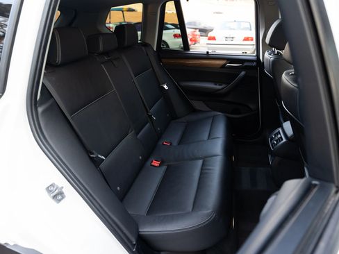 Used 2012 BMW X3 xDrive28i image 12