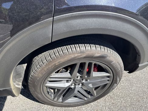 Used 2025 Ford Explorer ST-Line w/ Premium Package image 19