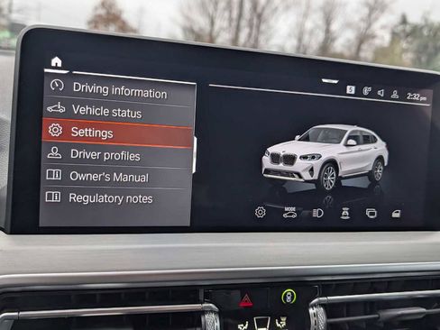 Used 2025 BMW X4 xDrive30i w/ Premium Package image 14