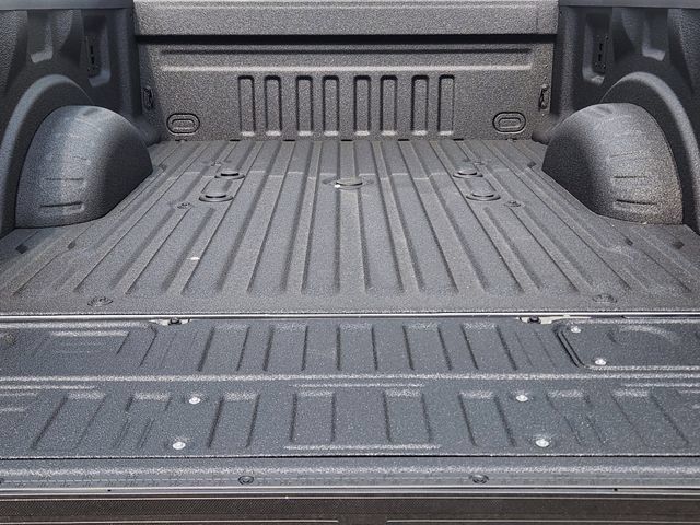 New 2026 Ford F350 Platinum w/ Platinum Plus Package AWD/4WD image 18