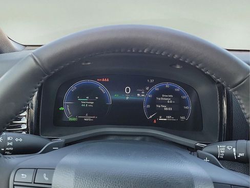 Used 2025 Toyota Camry XSE image 18