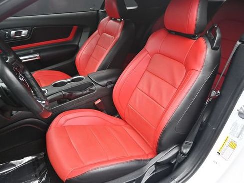Used 2022 Ford Mustang GT Premium w/ GT Performance Package RWD image 14