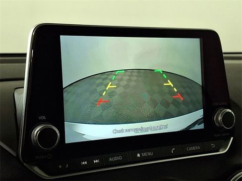 Certified 2024 Nissan Sentra SV w/ Trunk Package image 4