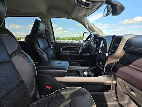 Used 2023 RAM 2500 Laramie AWD/4WD image 16