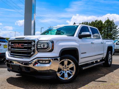 Used 2018 GMC Sierra 1500 SLT w/ Enhanced Driver Alert Package