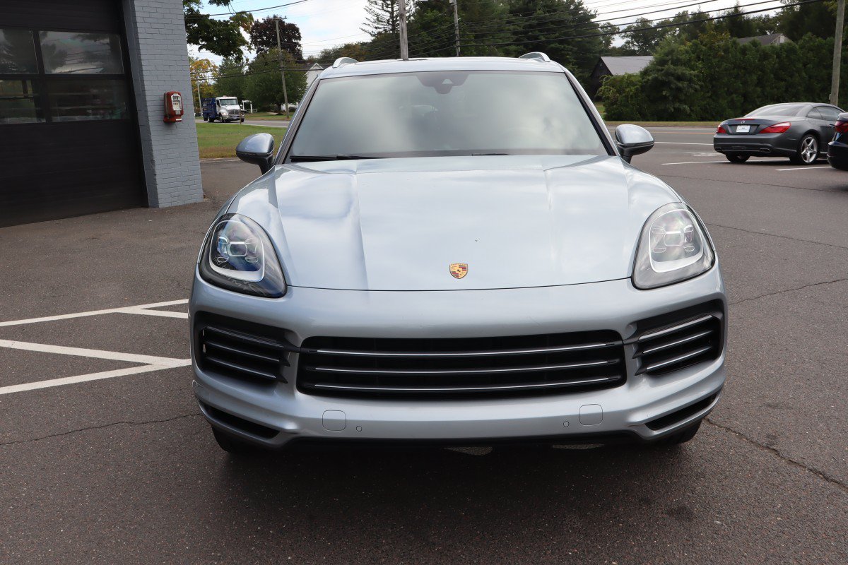Used 2021 Porsche Cayenne AWD/4WD image 3