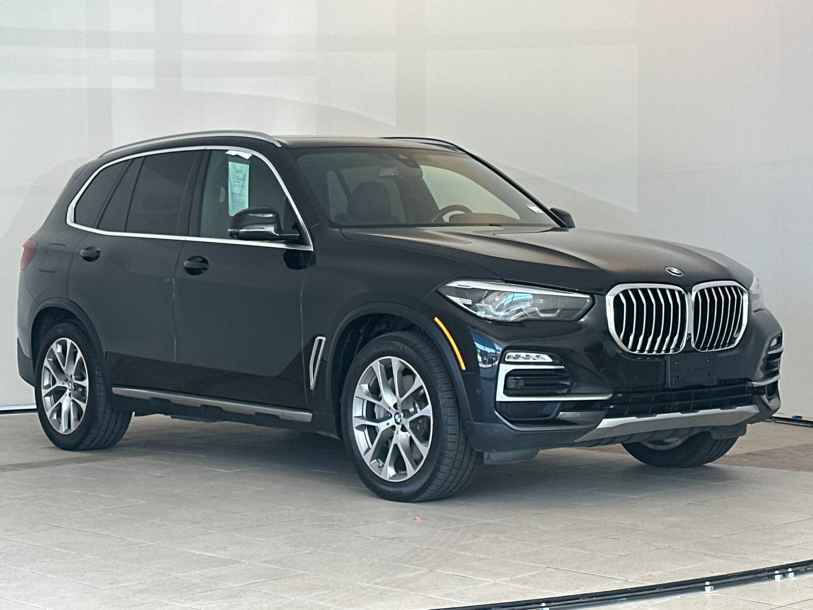 Used 2021 BMW X5 xDrive45e w/ Premium Package AWD/4WD image 8
