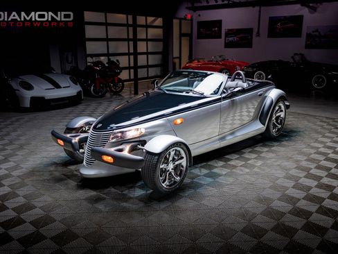 Used 2001 Plymouth Prowler Black Tie Edition image 3