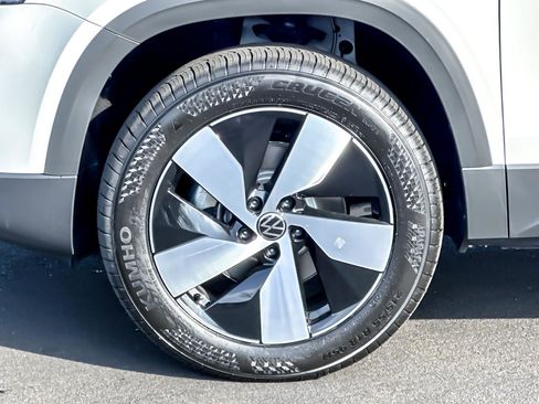 New 2026 Volkswagen Taos S image 24