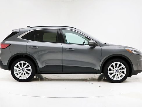 Used 2022 Ford Escape Titanium w/ Titanium Elite Package image 3