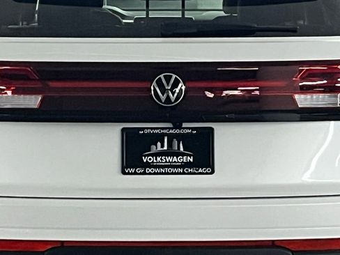 New 2026 Volkswagen Atlas Cross Sport SE image 34