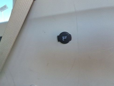 Used 2023 Chrysler Pacifica Touring-L FWD image 13