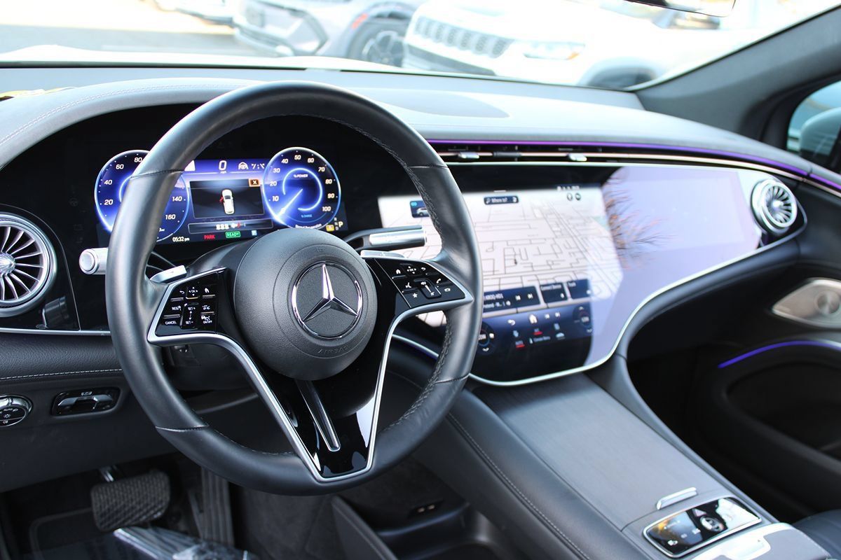 Used 2024 Mercedes-Benz EQS 450+ SUV image 6