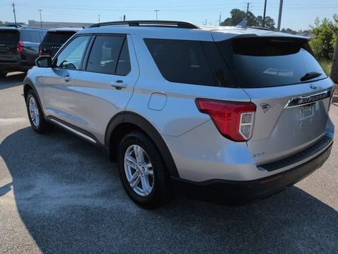 Used 2020 Ford Explorer XLT RWD image 6