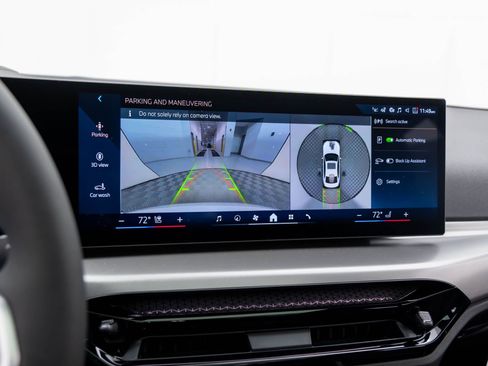 New 2026 BMW 330i xDrive Sedan w/ M Sport Package image 24