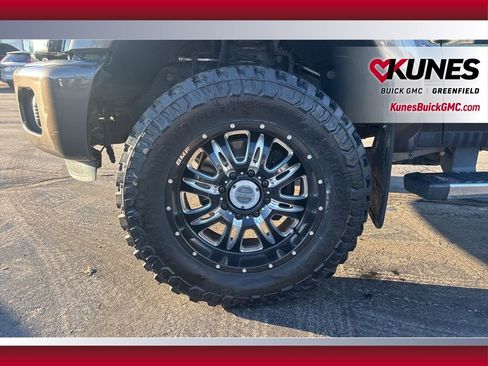 Used 2015 Ford F350 King Ranch w/ King Ranch w/Chrome Package image 13