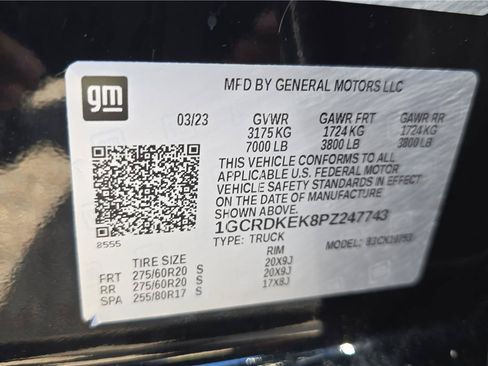 Used 2023 Chevrolet Silverado 1500 LT AWD/4WD image 28