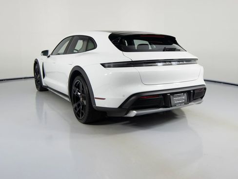 Certified 2022 Porsche Taycan 4 Cross Turismo AWD/4WD image 3