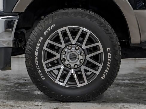 Used 2019 Ford F250 Lariat w/ Lariat Ultimate Package AWD/4WD image 64