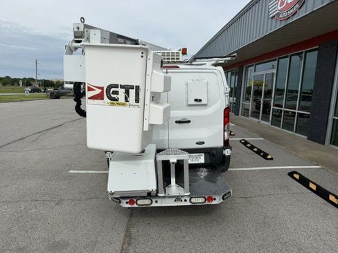 Used 2018 Ford Transit 350 148 Low Roof RWD image 7
