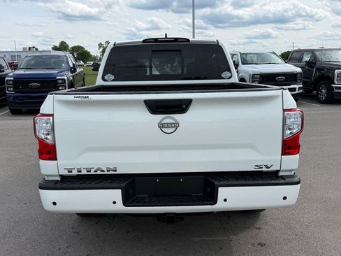 Used 2023 Nissan Titan SV RWD image 19