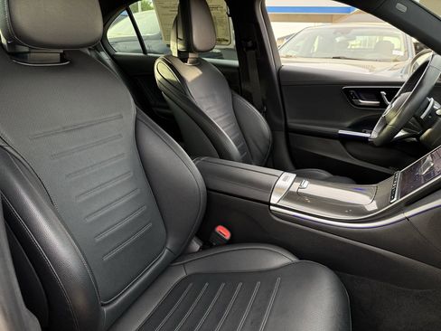 Used 2022 Mercedes-Benz C 300 Sedan image 21