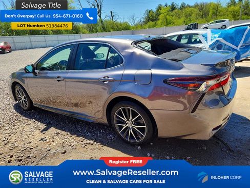 Used 2021 Toyota Camry SE w/ Carpet Mat Package (TMS) FWD image 3