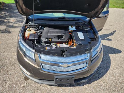 Used 2014 Chevrolet Volt Premium w/ Premium Trim Package image 22