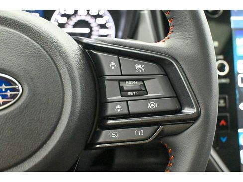 New 2025 Subaru Crosstrek 2.5i Limited w/ Crosstrek Mirror Package image 21