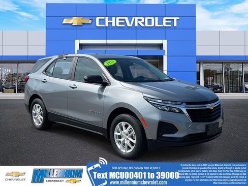 Certified 2023 Chevrolet Equinox LS w/ Driver Confidence II Package AWD/4WD image 1