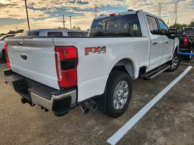 Used 2026 Ford F250 Lariat w/ Lariat Premium Package AWD/4WD image 4