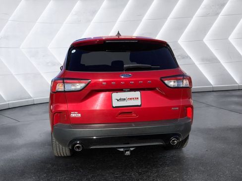 Used 2022 Ford Escape SE w/ SE Sport Appearance Package FWD image 5