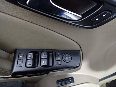 Used 2017 GMC Yukon SLT image 20