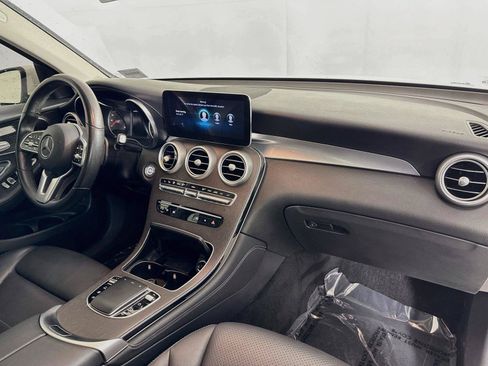 Used 2021 Mercedes-Benz GLC 300 image 43