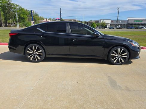 Used 2021 Nissan Altima 2.5 SR image 6