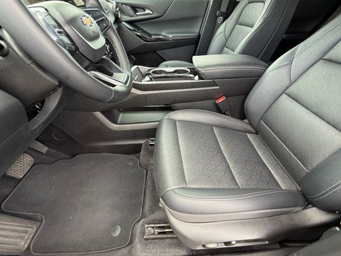 Used 2025 Chevrolet Equinox LT w/ Convenience Package II AWD/4WD image 13