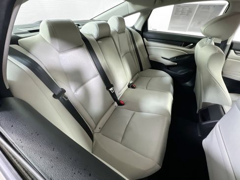 Used 2019 Honda Accord LX image 24
