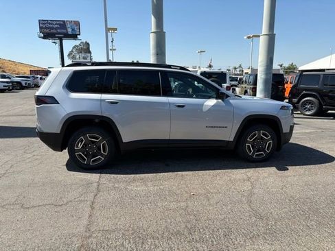 New 2026 Jeep Cherokee Laredo AWD/4WD image 8