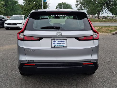 Used 2024 Honda CR-V LX image 5