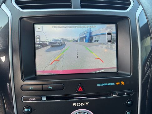 Used 2017 Ford Explorer Sport w/ Equipment Group 401A image 16