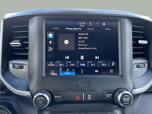 Used 2023 RAM 2500 Big Horn w/ Level 1 Equipment Group image 17