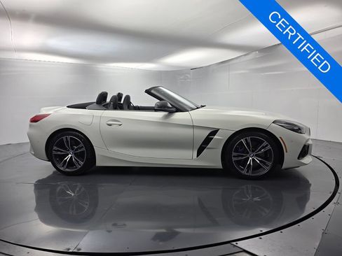 Certified 2026 BMW Z4 M40i RWD image 3