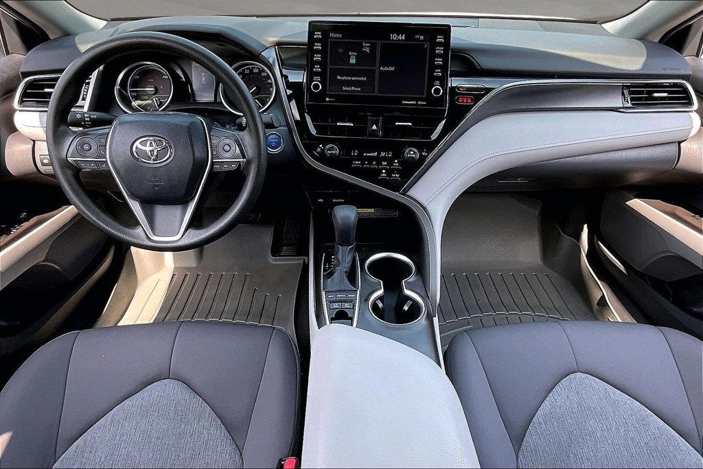 Used 2021 Toyota Camry LE w/ Audio Upgrade Package FWD image 7
