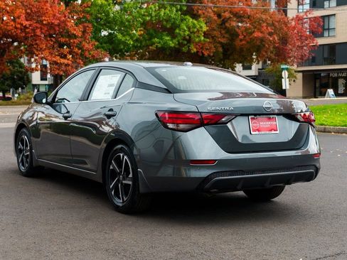 New 2025 Nissan Sentra SV image 4