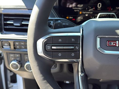 New 2026 GMC Yukon XL Elevation AWD/4WD image 10
